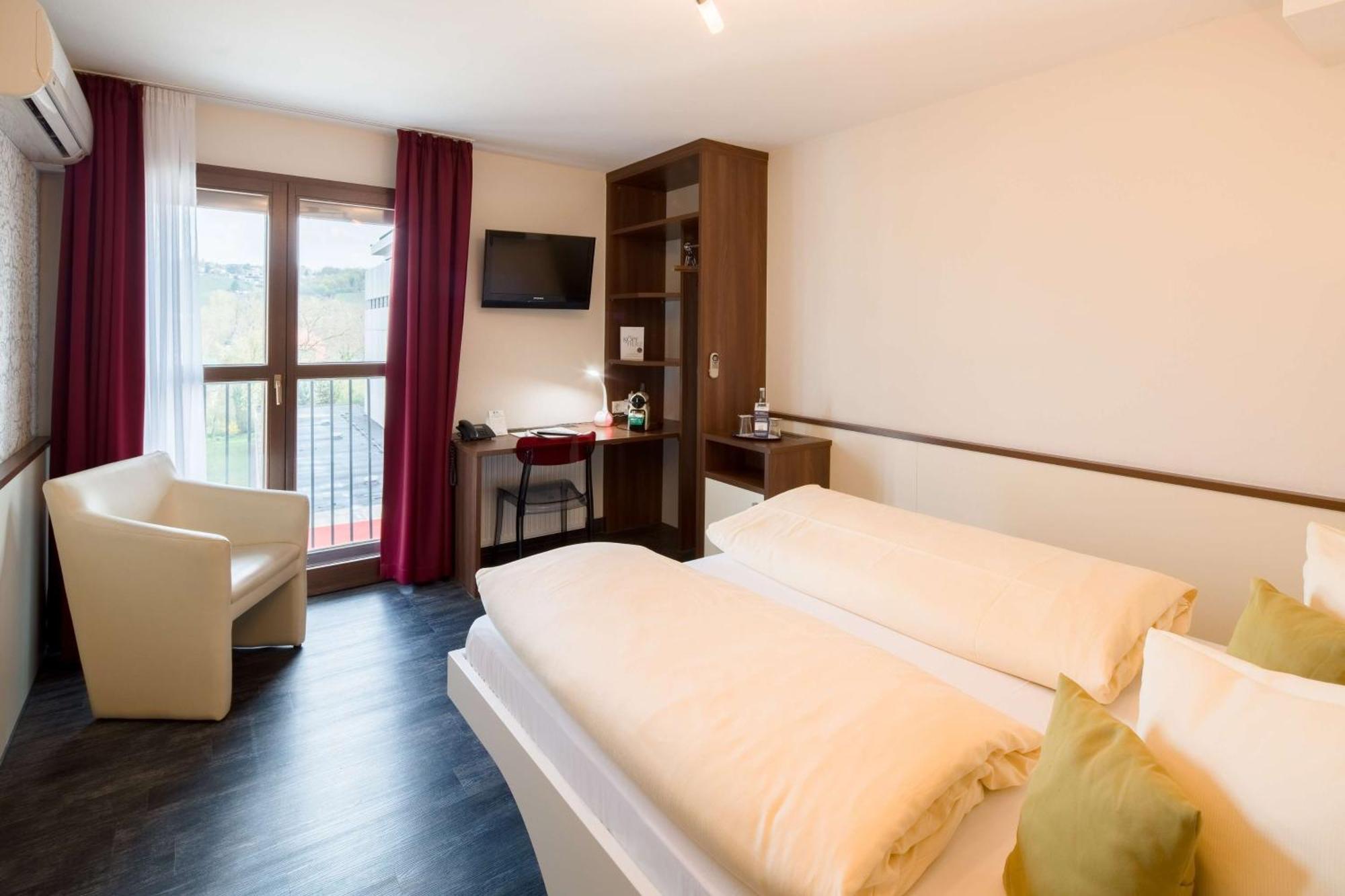 เบสต์ เวสเทิร์น โฮเทล วูร์ซบวร์ค-ใต้ Hotel เวิร์ซบวร์ก ภายนอก รูปภาพ