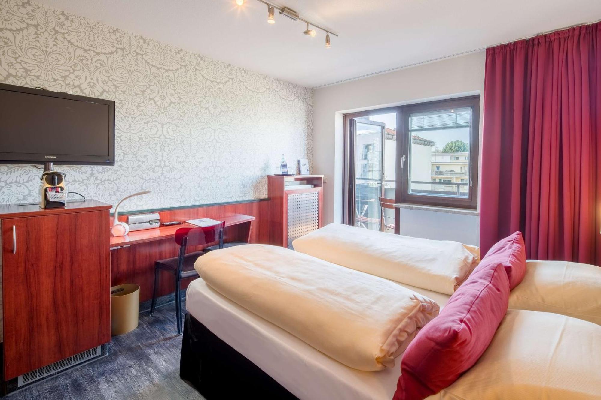 เบสต์ เวสเทิร์น โฮเทล วูร์ซบวร์ค-ใต้ Hotel เวิร์ซบวร์ก ภายนอก รูปภาพ