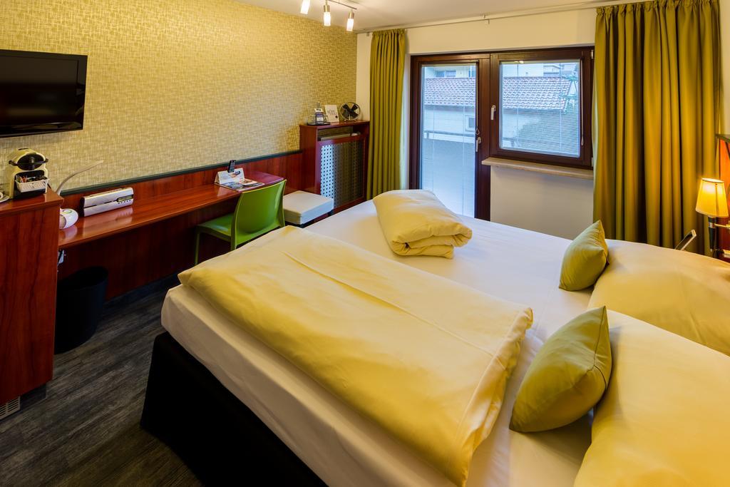 เบสต์ เวสเทิร์น โฮเทล วูร์ซบวร์ค-ใต้ Hotel เวิร์ซบวร์ก ภายนอก รูปภาพ